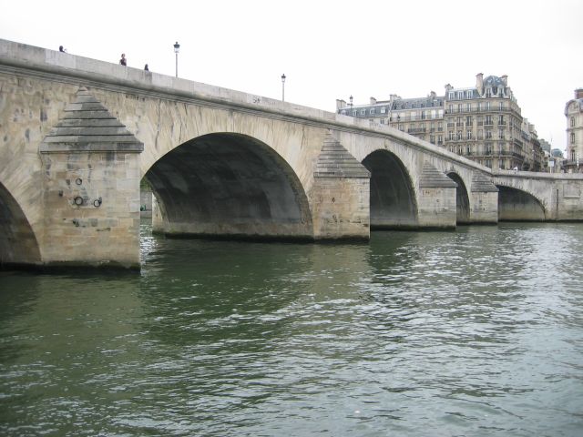 Le pont royal... trs beau