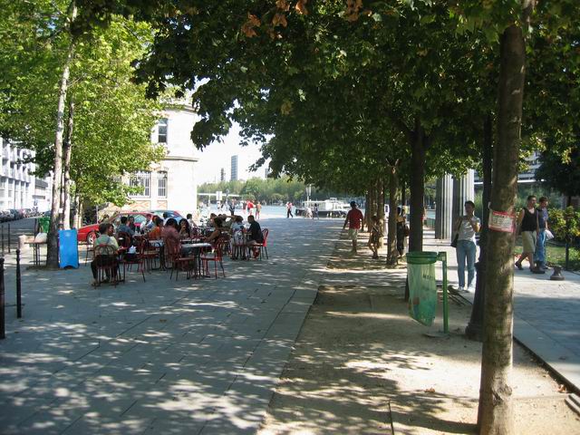 on dmarre par le ct gauche, terrasse de cf  l'ombre, cool...